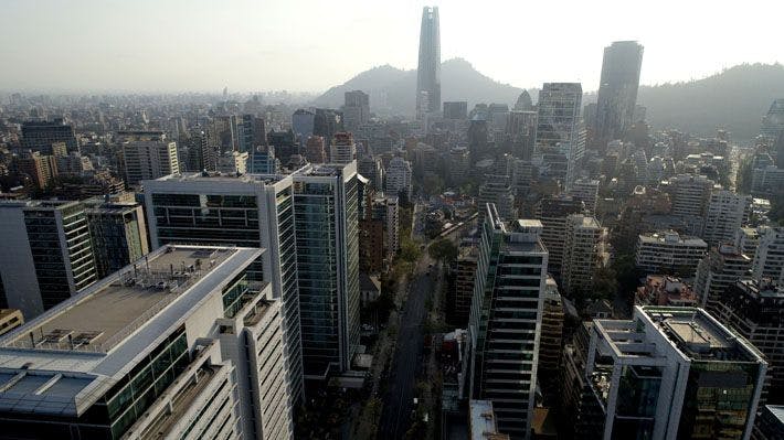 Mercado pone "una nota de cautela" respecto a la economía chilena tras bajo Imacec de marzo