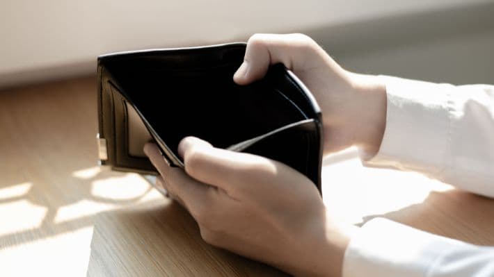 342.000 trabajadores tienen dos empleos, 58% más que en enero de 2022: Las razones y los datos