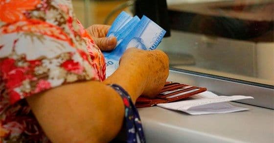 Endeudamiento de los chilenos: Lo que reflejan las cifras y el escenario actual