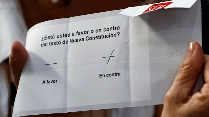 El reordenamiento: Expertos proyectan el nuevo escenario político que se abre con el triunfo del En Contra
