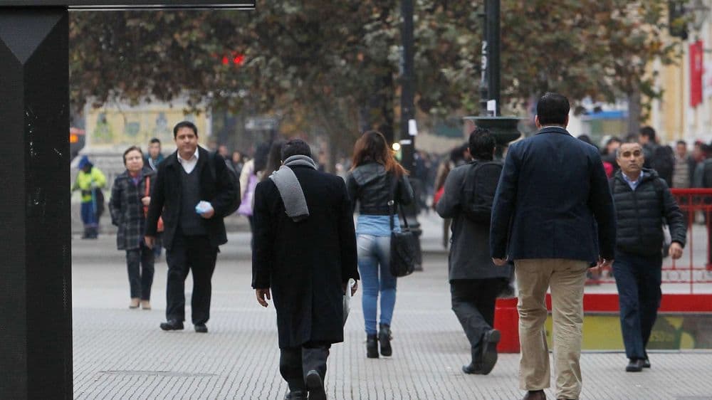 "No refleja una recuperación sólida": Expertos abordan cifras laborales y alertan por desempleo en mujeres
