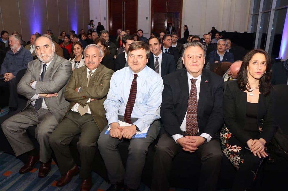 Hernán de Solminihac ofrece conferencia en Punta Arenas