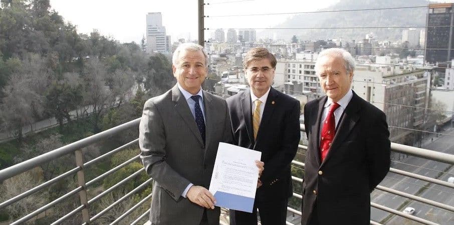 Clapes UC da la bienvenida a Facultad de Medicina