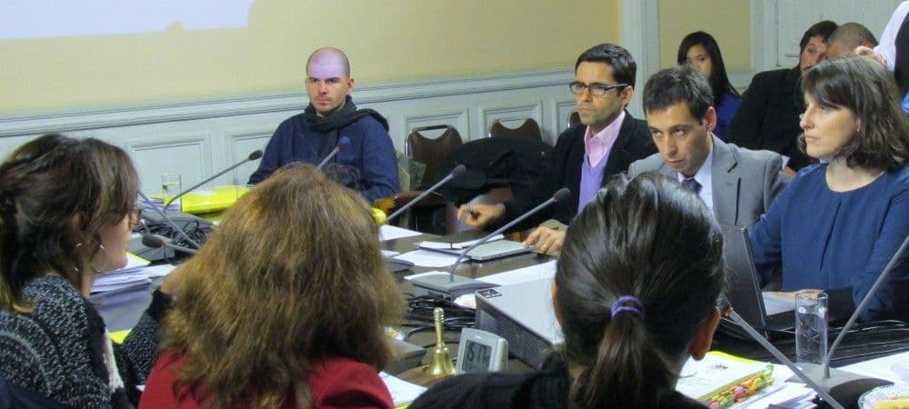 Clapes UC participa en discusión sobre carrera docente