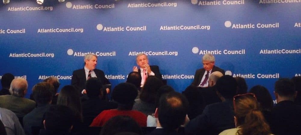Felipe Larraín participa en foro del Atlantic Council