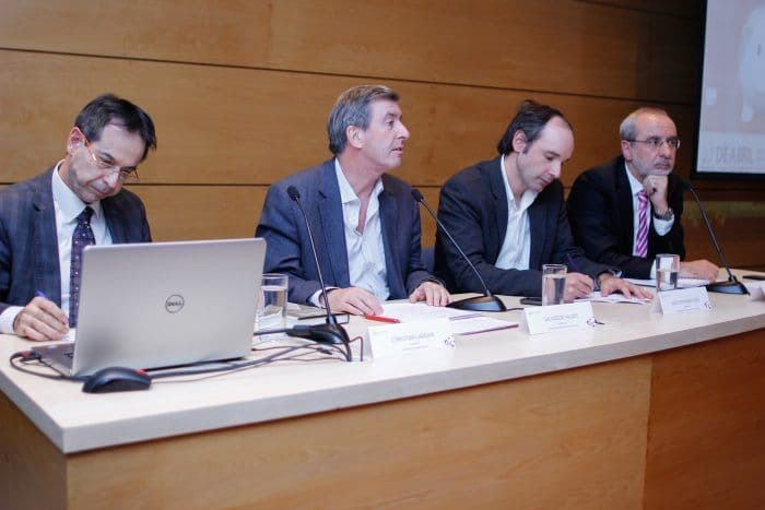 Salvador Valdés expone en seminario sobre pensiones