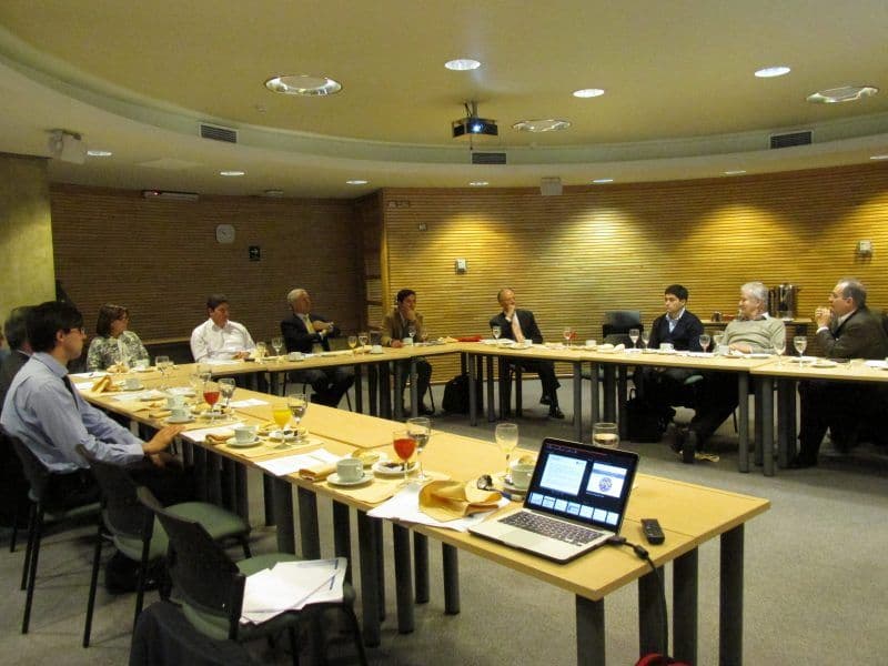 Impuestos corporativos, tema en reunión de Clapes UC