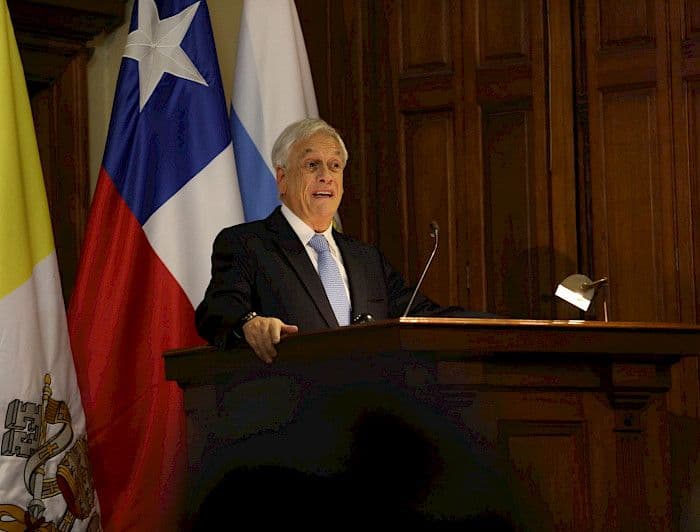 La UC lamenta el fallecimiento del expresidente Sebastián Piñera reconociendo su aporte al país